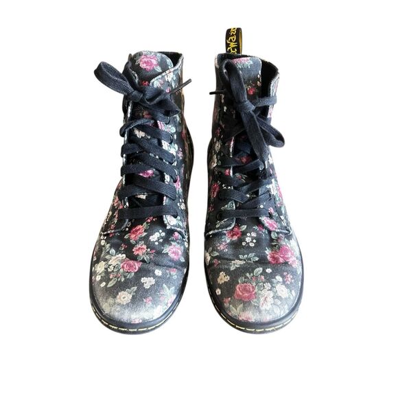 Doc Dr Martens Hackney Rose Floral black Canvas Boots US Size 7 EU 38 - Picture 2 of 7
